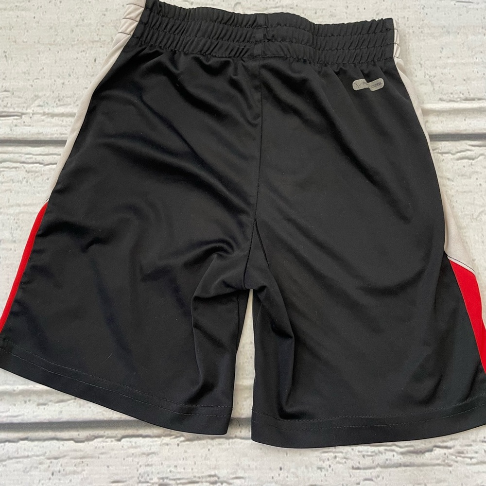 Boys’s sports shorts